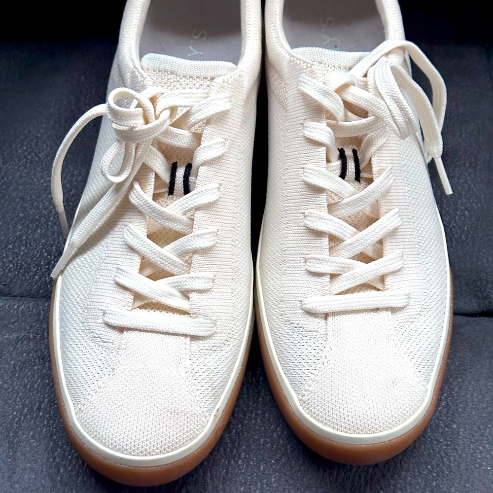 Rothy size 9 1/2 woman’s shoes 
Like new.